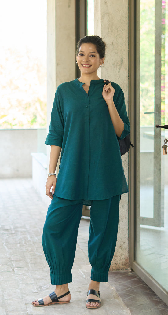 Sunday Paper Kurta in Quiet Teal