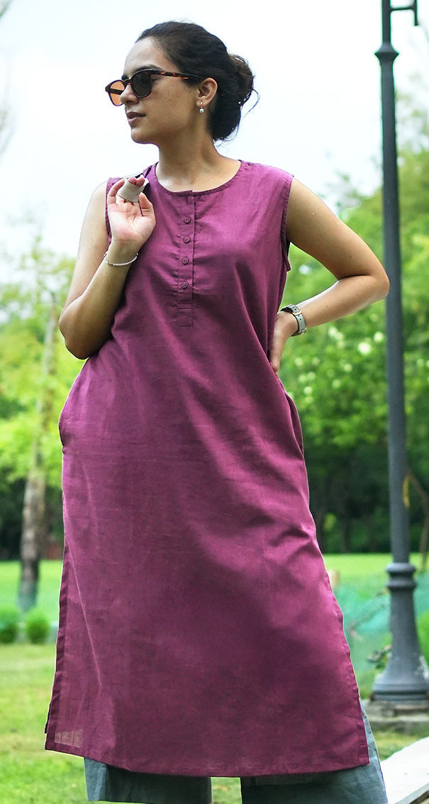 First Rain Kurta in Burgundy
