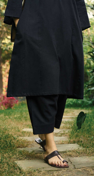 Lip Tint Pants in Black