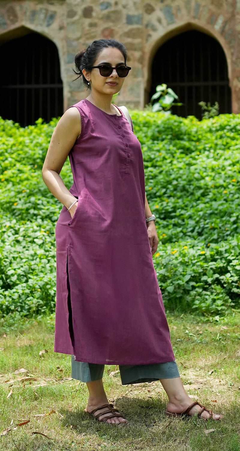 First Rain Kurta in Burgundy