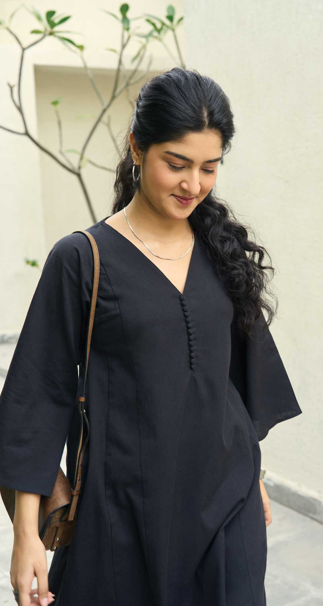 Lip Tint Kurta in Black