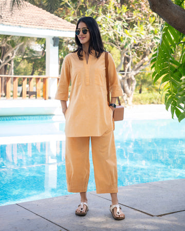 Silver Hoops Kurta in Peach