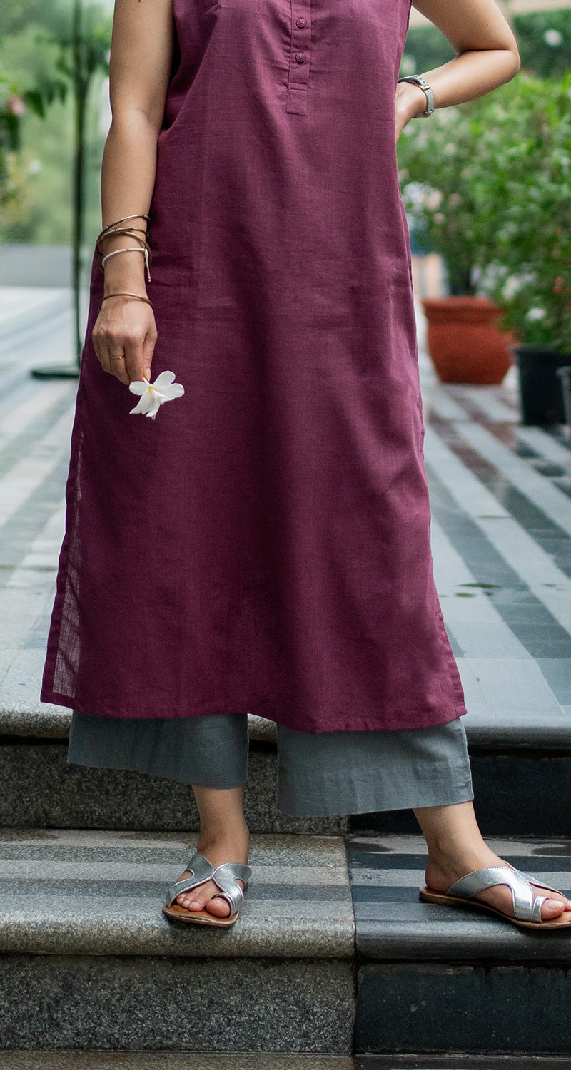 First Rain Kurta in Burgundy