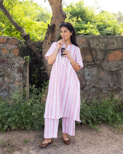 Soft Serve Pants in Raspberry Pink