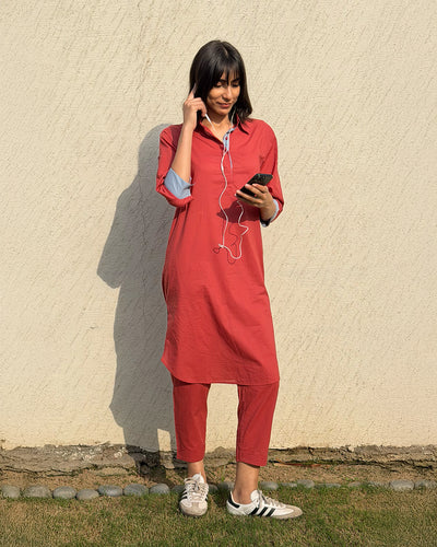 Postcard Co-ord Set in Brick Red
