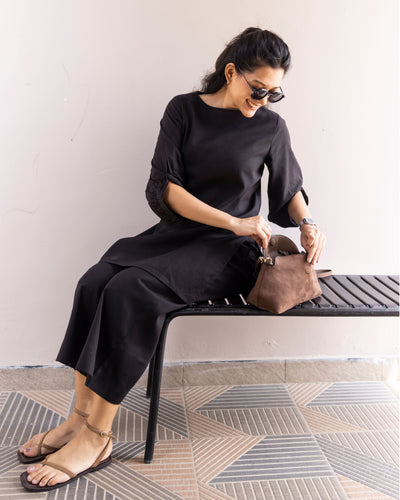 Front Row Kurta in Ink Black