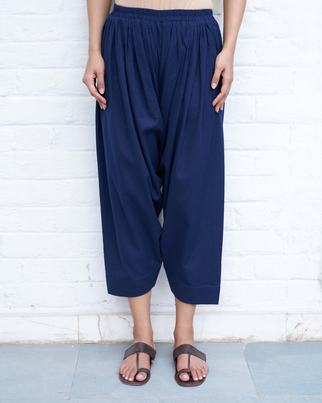 Lip Tint Pants in Navy