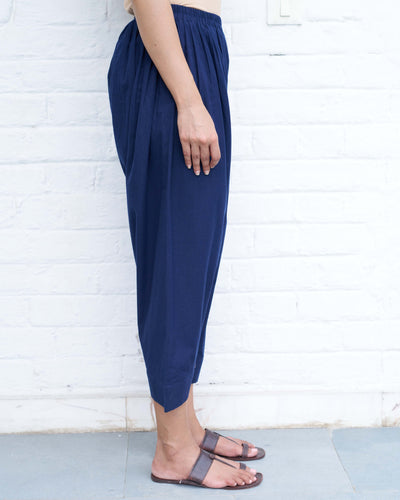 Lip Tint Pants in Navy