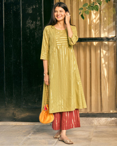 Kaju Katli Pants in Brick Red