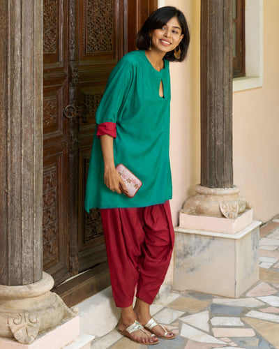 Lifafa Set in Emerald Green & Ruby Red