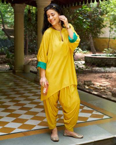 Lifafa Kurta in Mustard