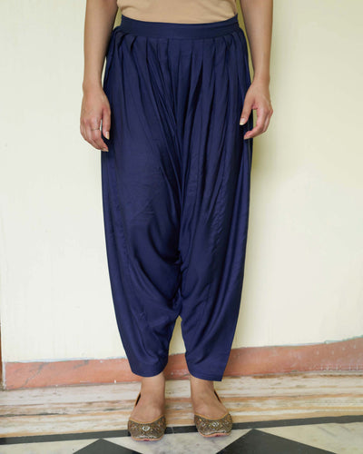 Lifafa Pants in Navy