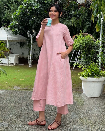 Long Weekend Pants in Dusty Pink