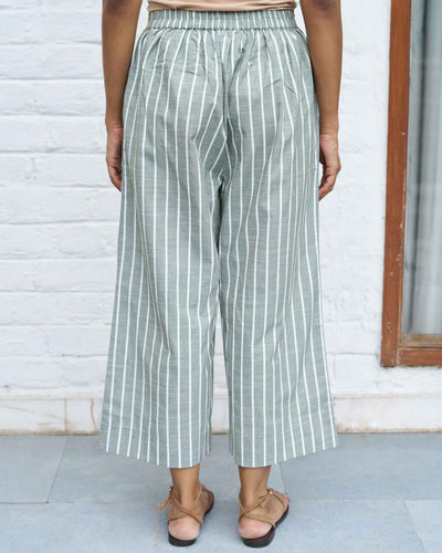 Playlist Pants in Unplugged Green