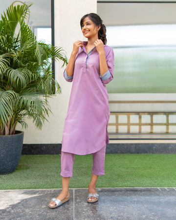 Postcard Kurta in Light Plum